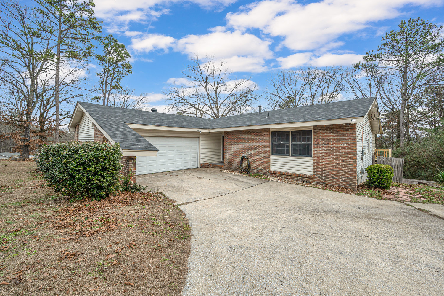 Virtual Tour of Birmingham Metro Real Estate Listing For Sale | 2512 Forest Drive, Moody, AL 35004