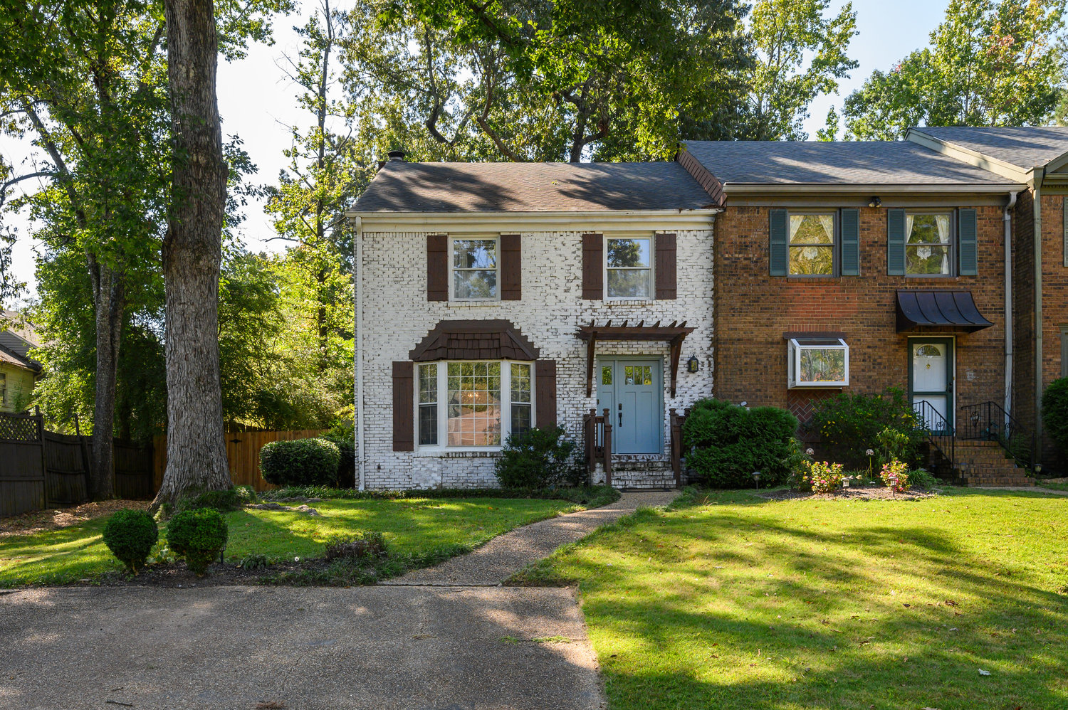 Virtual Tour of Birmingham Metro Real Estate Listing For Sale | 3235 Overton Manor Drive, Vestavia Hills, AL 35243