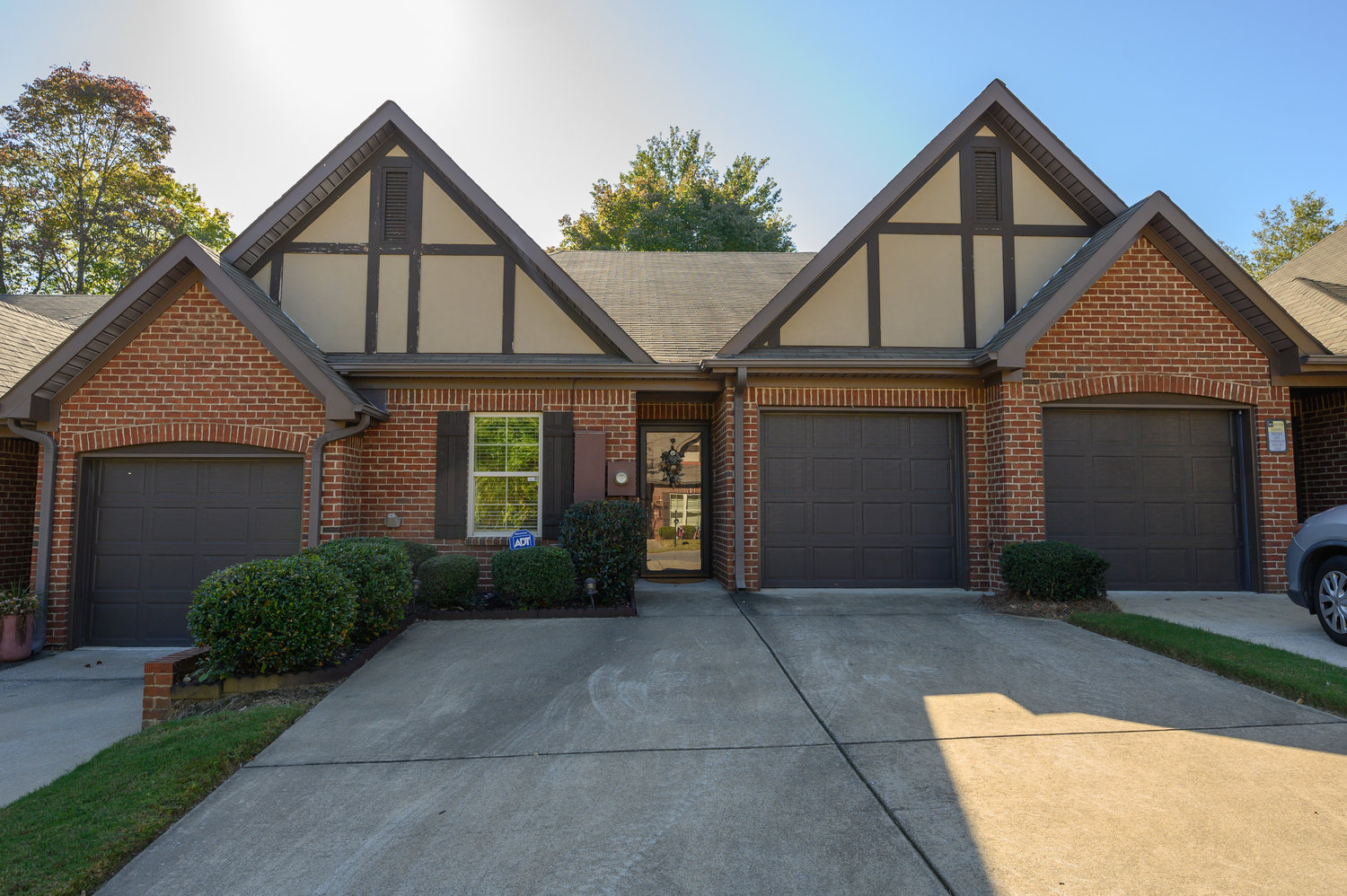 Virtual Tour of Birmingham Metro Real Estate Listing For Sale | 954 Tyler Crest Lane, Hoover, AL 35226